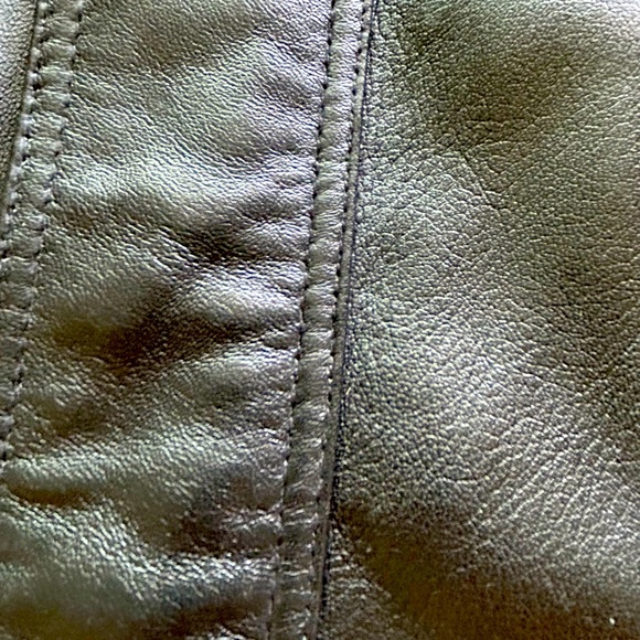 90’s STYLE BLACK LEATHER JACKET - Picture 6 of 7